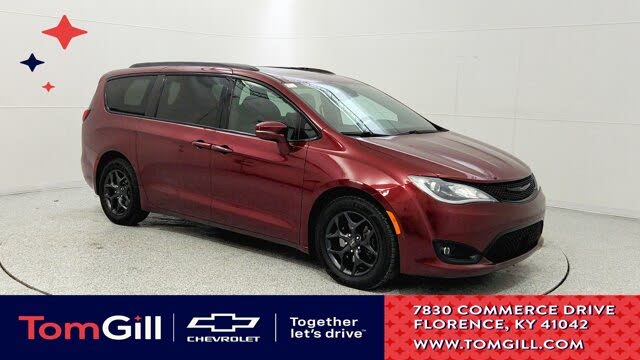 2019 Chrysler Pacifica Limited FWD