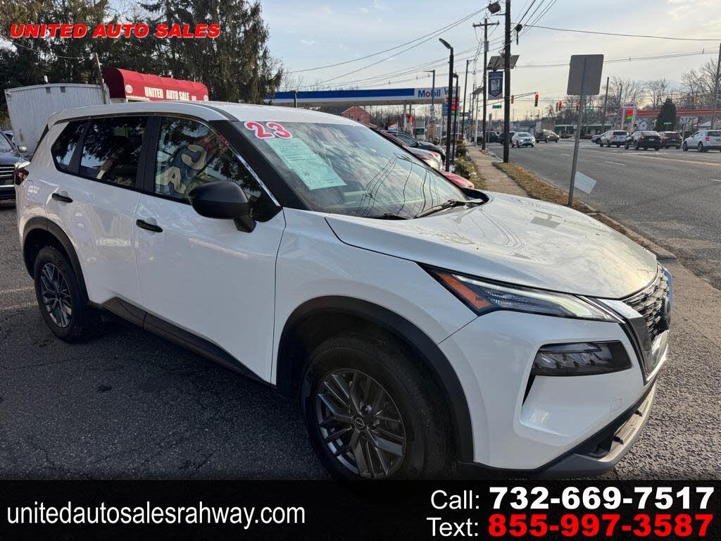 2023 Nissan Rogue S FWD