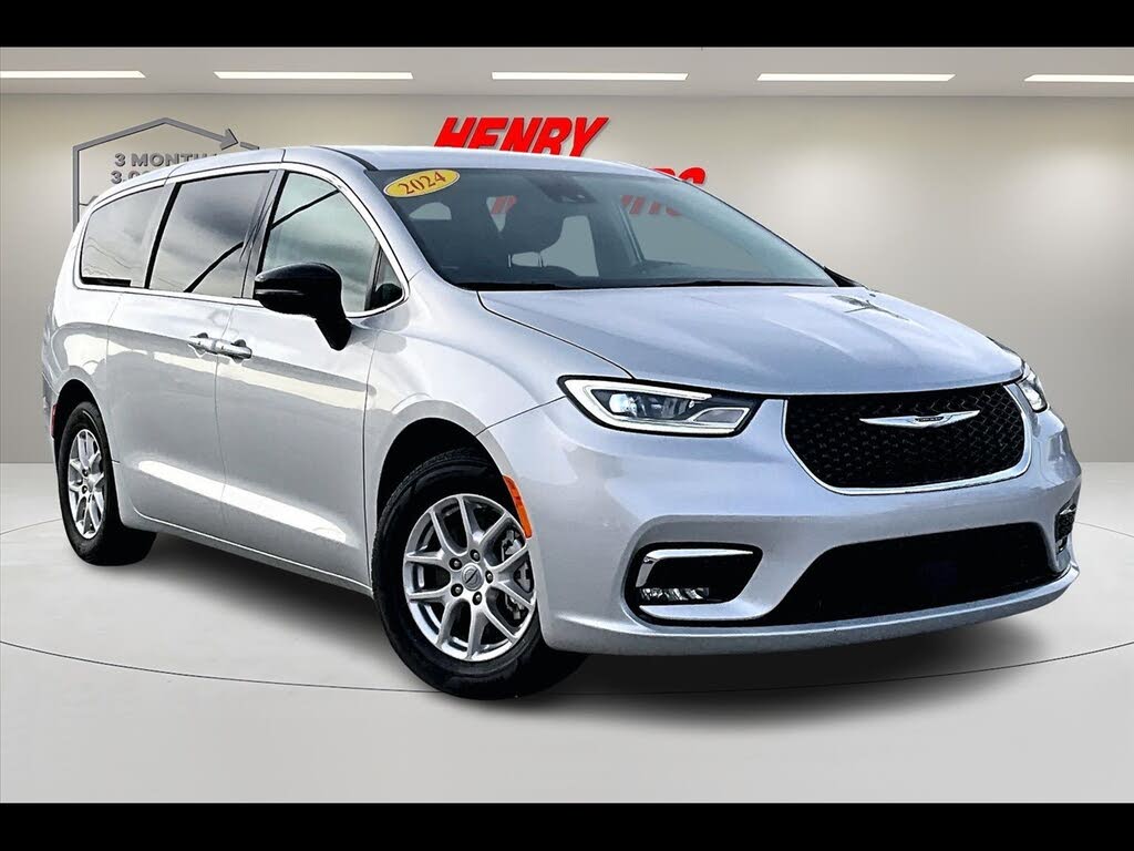 2024 Chrysler Pacifica Touring L FWD