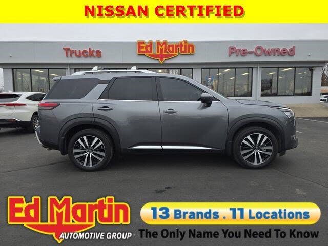 2025 Nissan Pathfinder Platinum 4WD