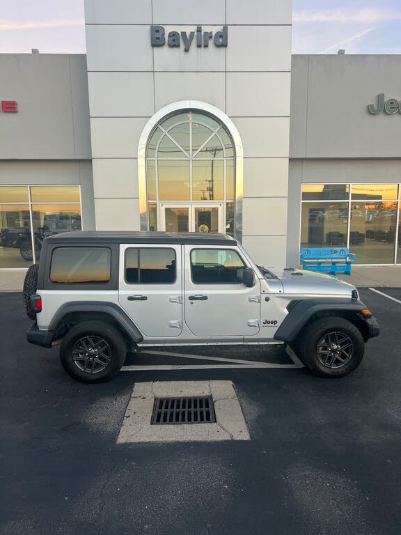 2024 Jeep Wrangler Sport 4-Door 4WD