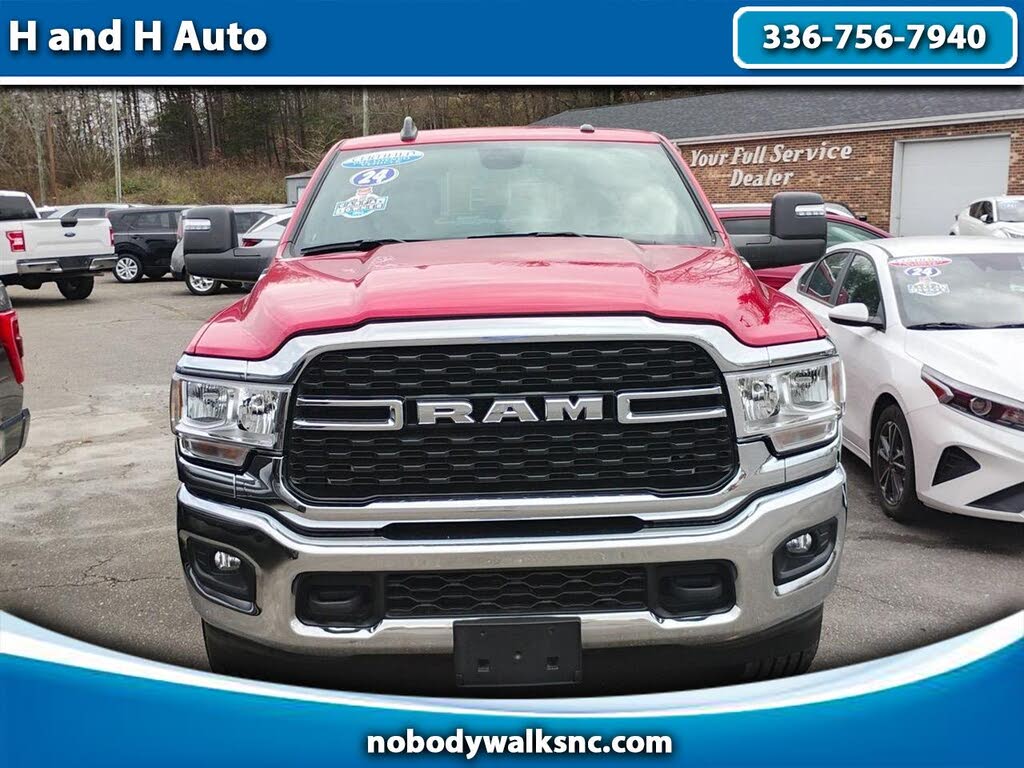 2024 RAM 2500 Big Horn Crew Cab 4WD