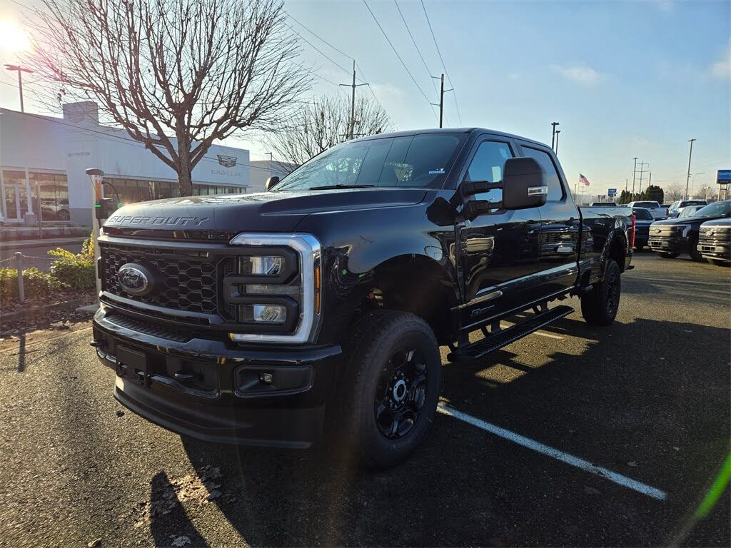 2026 Ford F-350 Super Duty XL Crew Cab 4WD