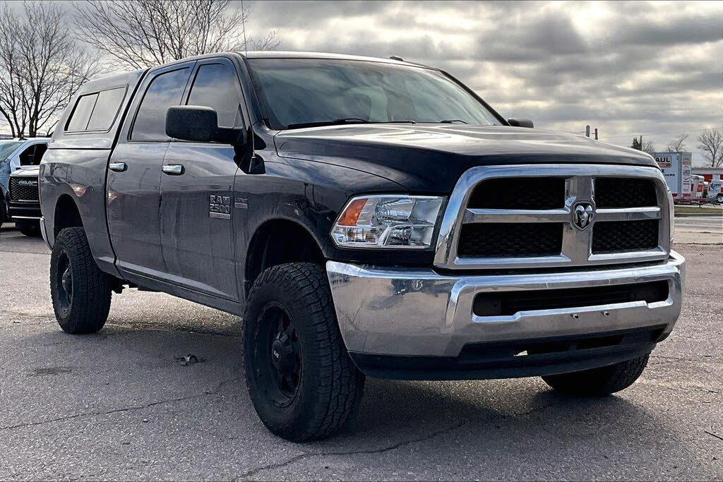 2017 RAM 2500 SLT Crew Cab 4WD