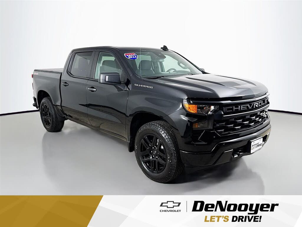 2022 Chevrolet Silverado 1500 Custom Crew Cab 4WD