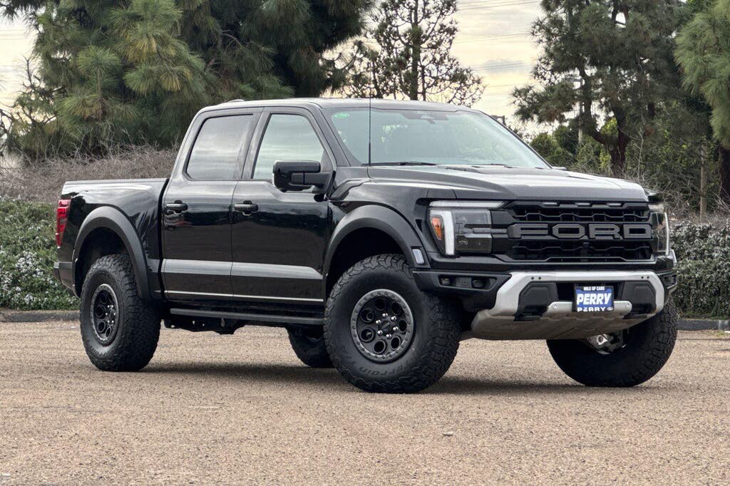 2025 Ford F-150 Raptor SuperCrew 4WD