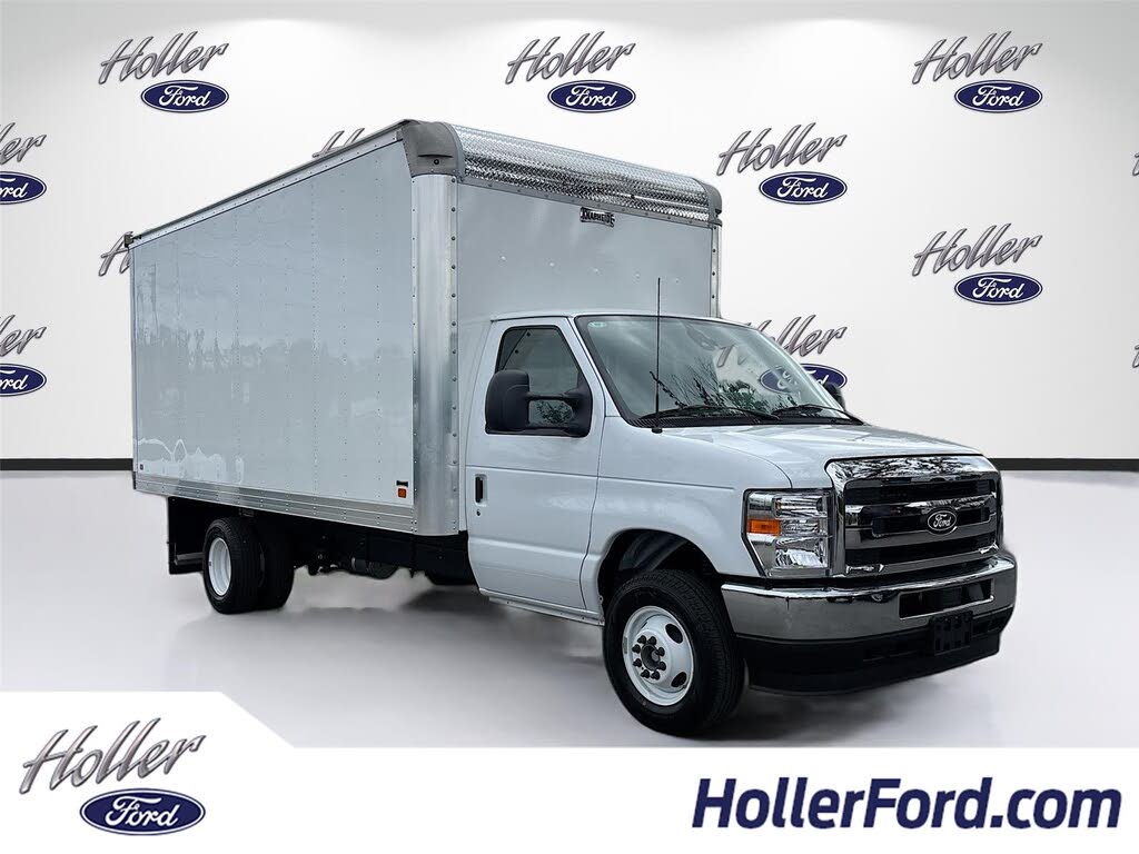 2026 Ford E-Series Chassis E-450 SD Cutaway 158 DRW RWD