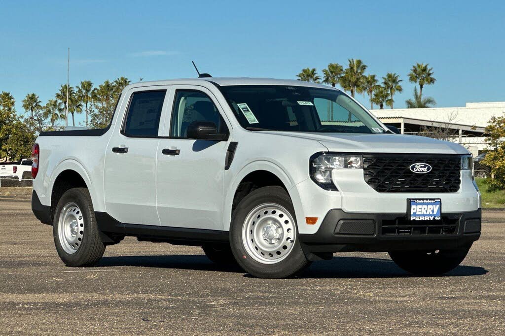 2026 Ford Maverick XL SuperCrew FWD