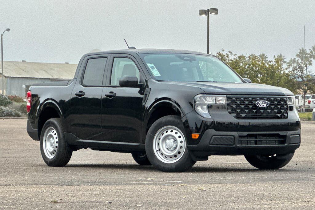 2026 Ford Maverick XL SuperCrew AWD