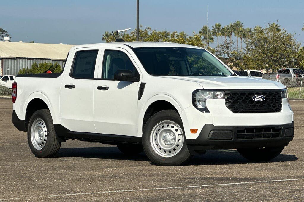 2026 Ford Maverick XL SuperCrew AWD