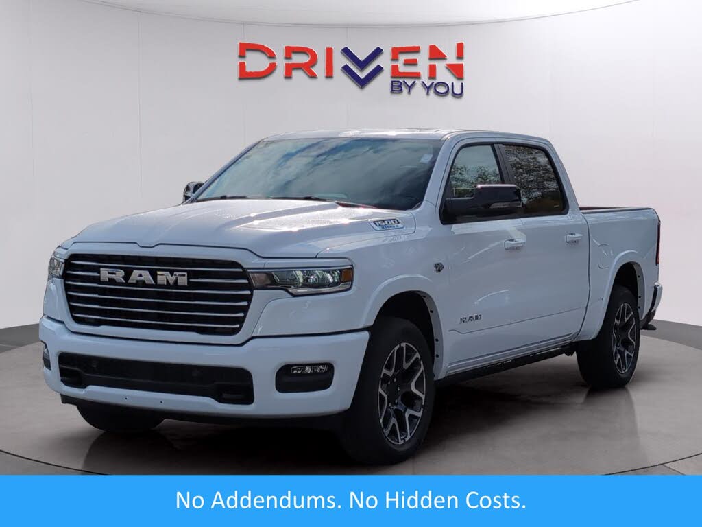 2026 RAM 1500 Laramie Crew Cab 4WD