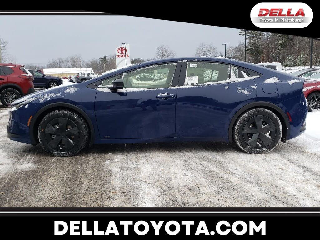 2026 Toyota Prius LE AWD