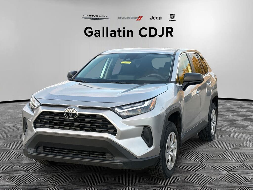 2024 Toyota RAV4 LE FWD