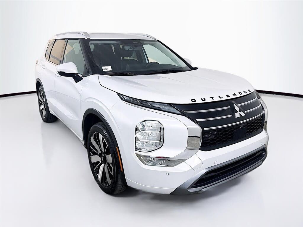 2026 Mitsubishi Outlander SEL FWD