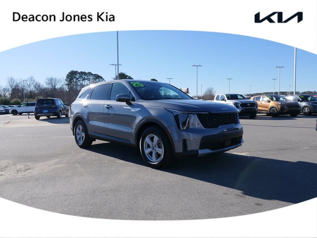 2025 Kia Sorento LX FWD