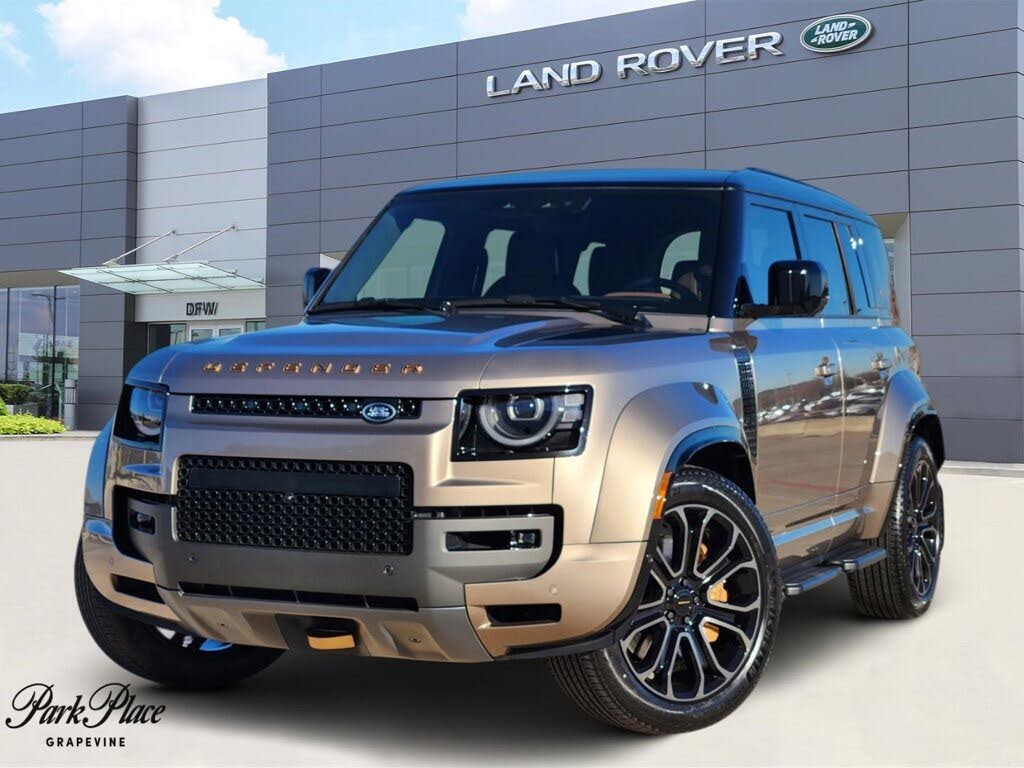 2026 Land Rover Defender 110 P635 OCTA AWD