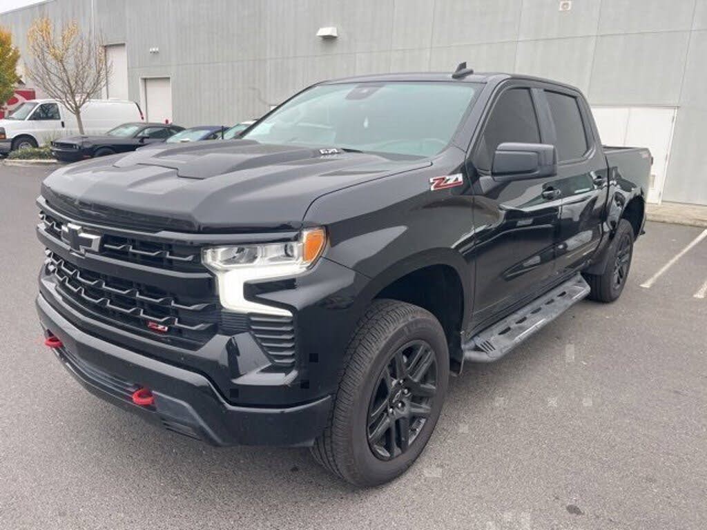2022 Chevrolet Silverado 1500 LT Trail Boss Crew Cab 4WD