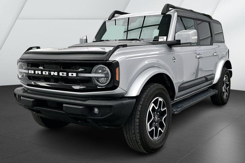 2024 Ford Bronco Outer Banks 4-Door 4WD