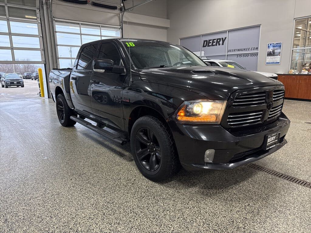 2016 RAM 1500 Sport Crew Cab 4WD