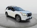 Nissan Pathfinder Platinum 4WD