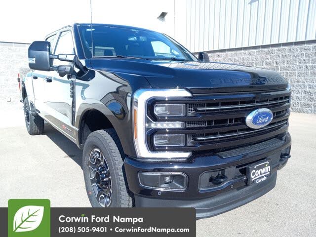 2026 Ford F-250 Super Duty Platinum Crew Cab 4WD