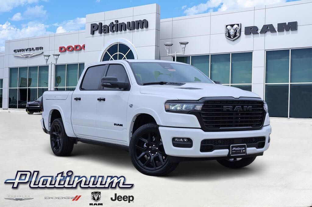 2026 RAM 1500 Laramie Crew Cab 4WD