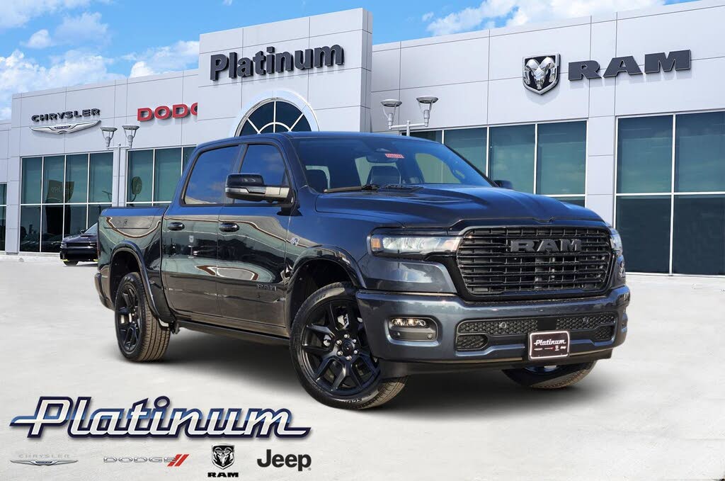 2026 RAM 1500 Laramie Crew Cab 4WD