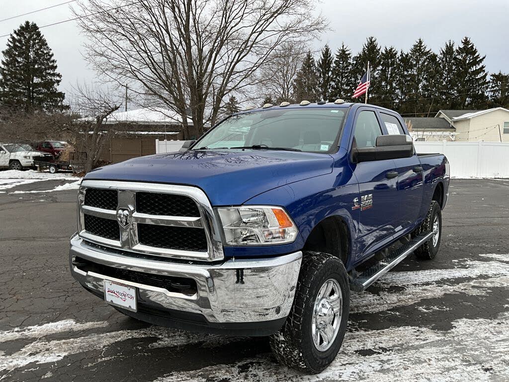2017 RAM 2500 Tradesman Crew Cab 4WD