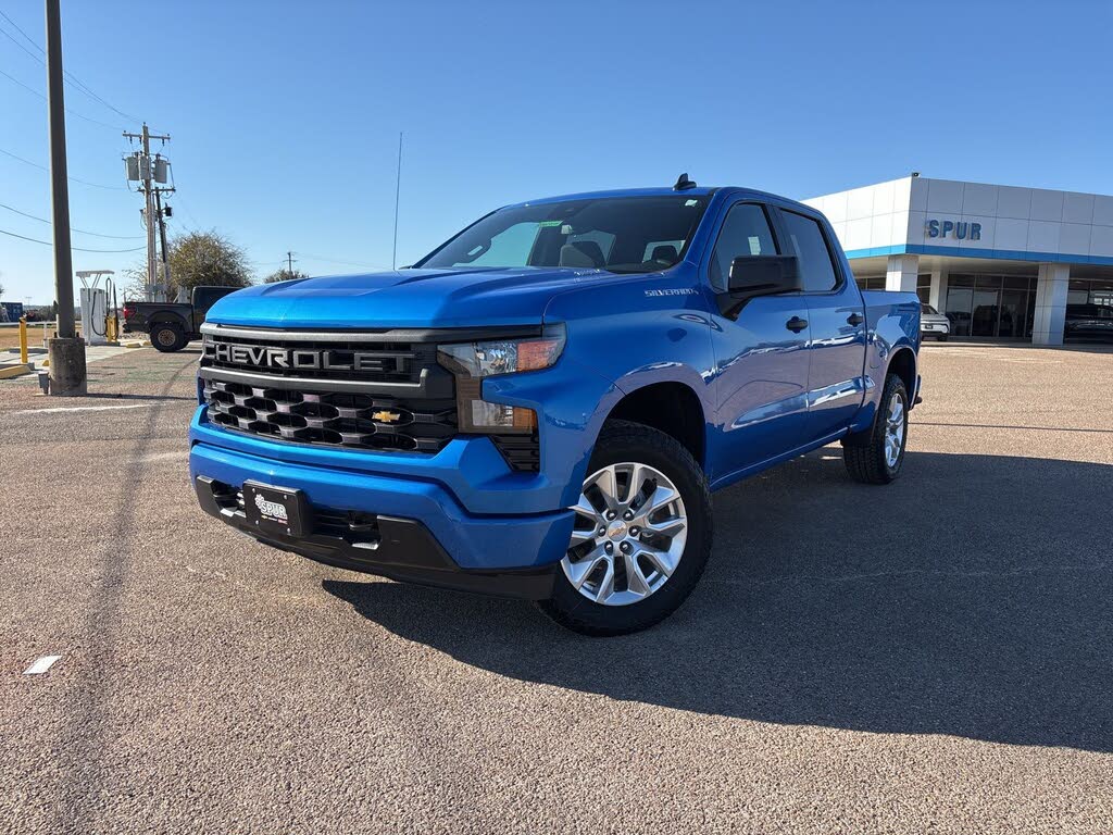 2026 Chevrolet Silverado 1500 Custom Crew Cab RWD