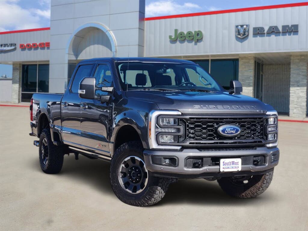 2023 Ford F-250 Super Duty Lariat Crew Cab 4WD