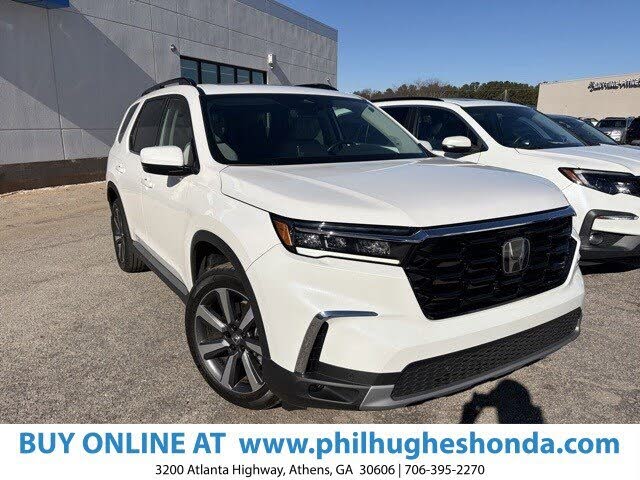 2023 Honda Pilot Touring FWD
