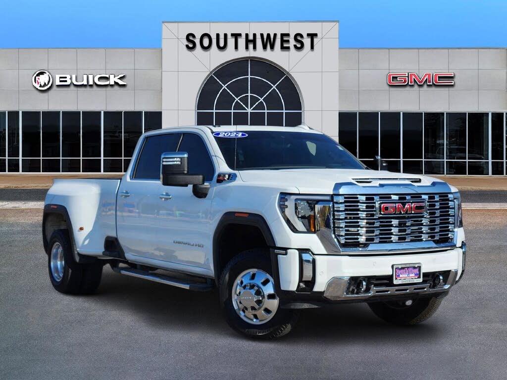 2024 GMC Sierra 3500HD Denali Crew Cab 4WD