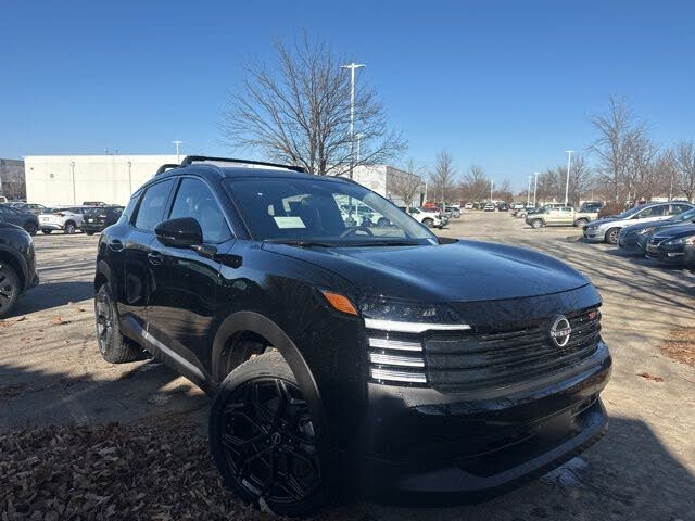 2026 Nissan Kicks SR AWD