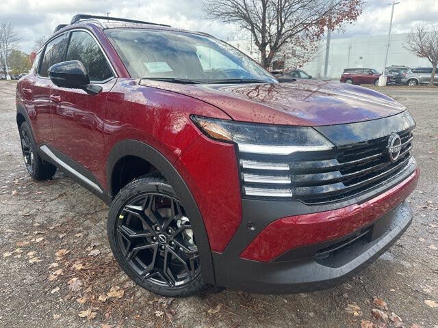 2026 Nissan Kicks SR AWD