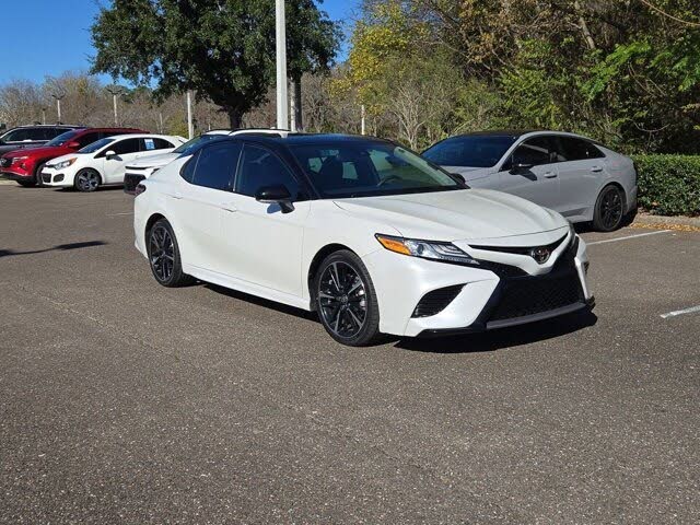 2020 Toyota Camry XSE FWD