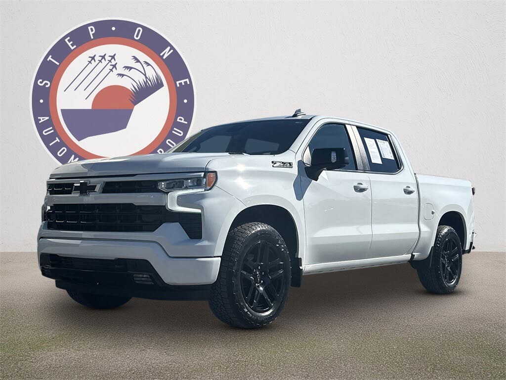 2023 Chevrolet Silverado 1500 RST Crew Cab 4WD