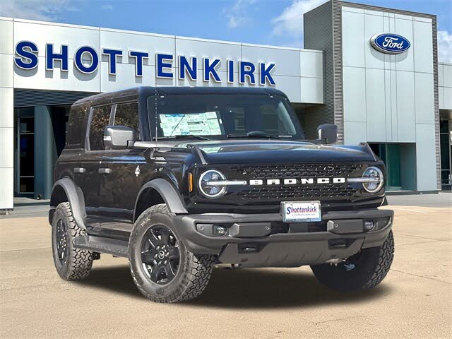 2025 Ford Bronco Outer Banks 4-Door 4WD