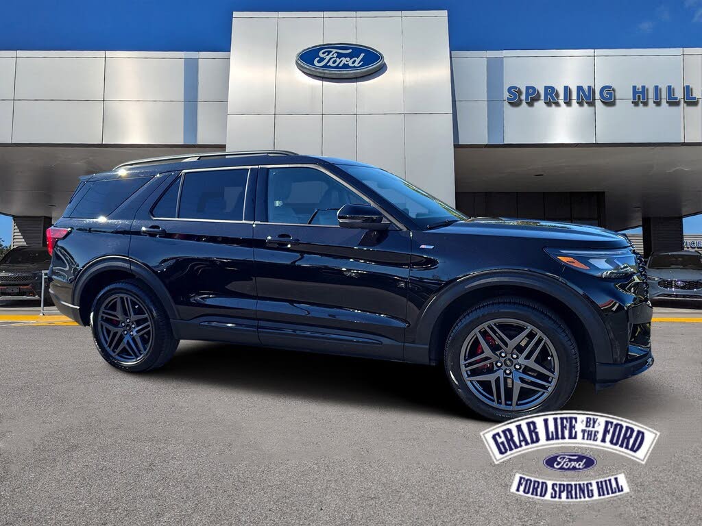 2025 Ford Explorer ST-Line AWD