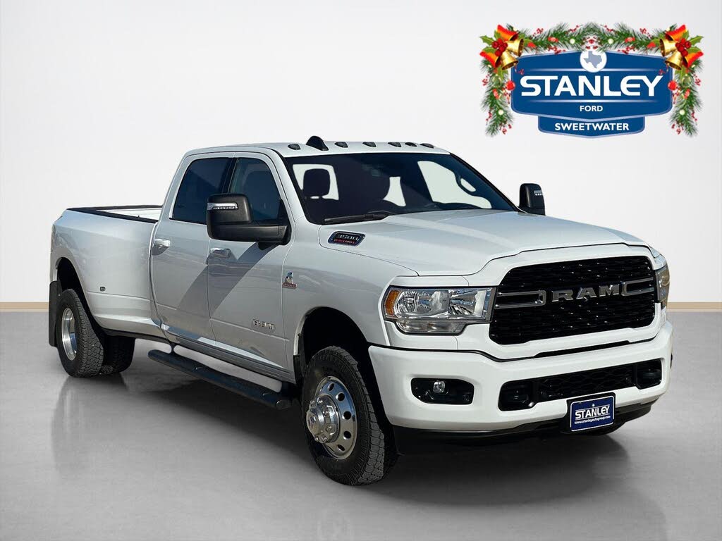 2023 RAM 3500 Big Horn Crew Cab LB DRW 4WD