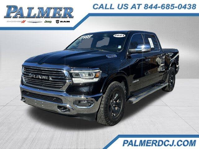 2022 RAM 1500 Laramie Crew Cab 4WD