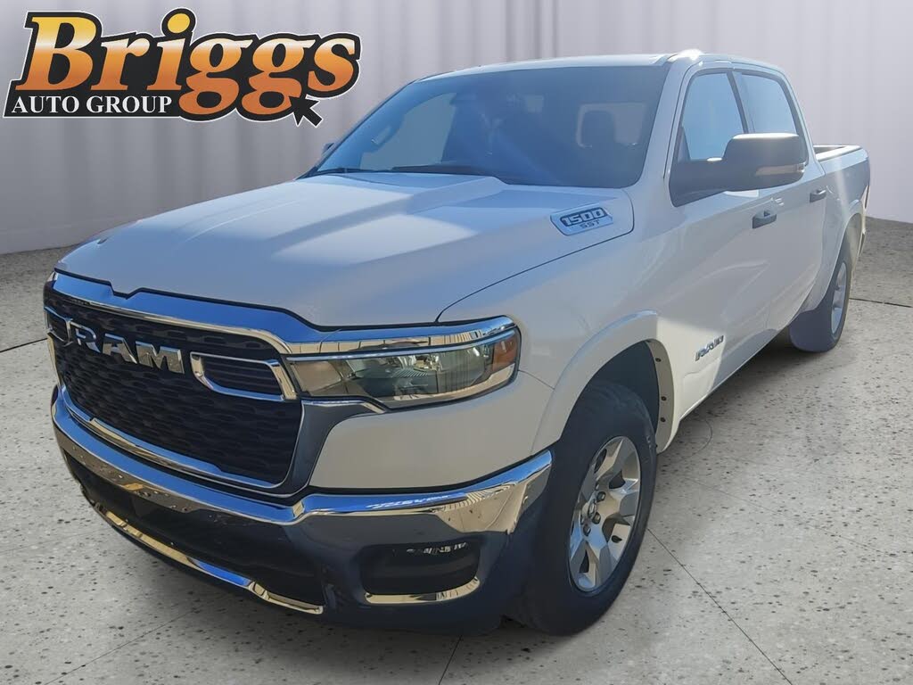 2025 RAM 1500 Big Horn Crew Cab 4WD