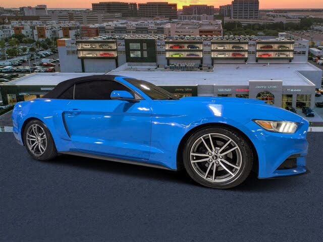 2017 Ford Mustang EcoBoost Premium Convertible RWD