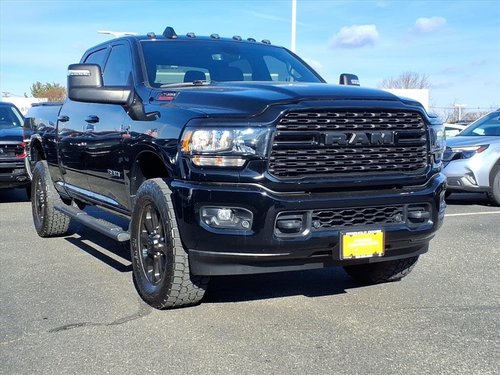 2023 RAM 2500 Big Horn Crew Cab 4WD
