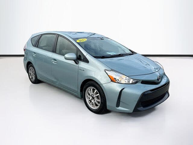 2015 Toyota Prius v Five FWD