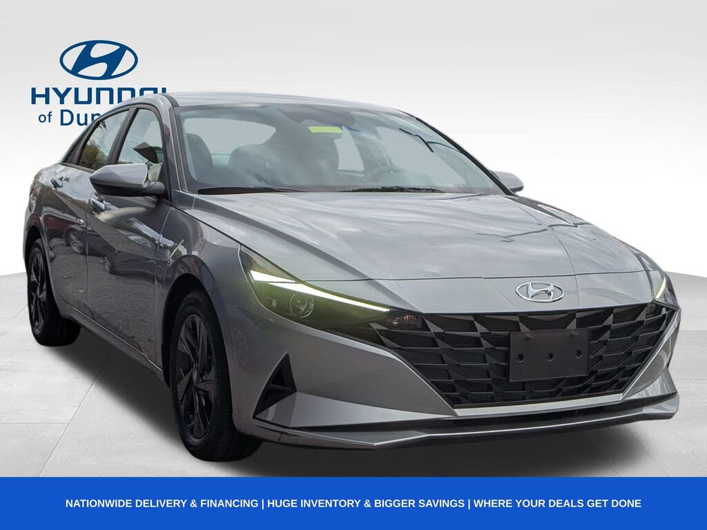 2022 Hyundai Elantra SEL FWD