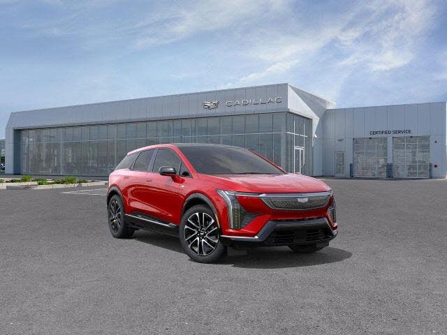 2025 Cadillac OPTIQ Sport 2 AWD