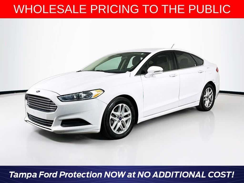 2016 Ford Fusion SE