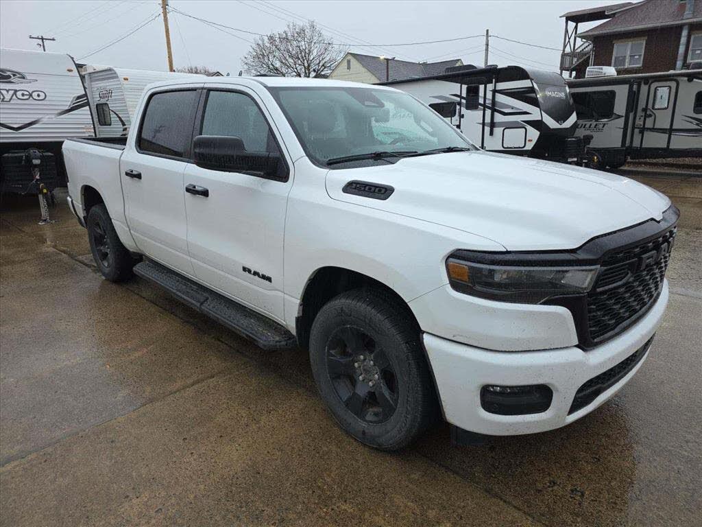2025 RAM 1500 Tradesman Crew Cab 4WD