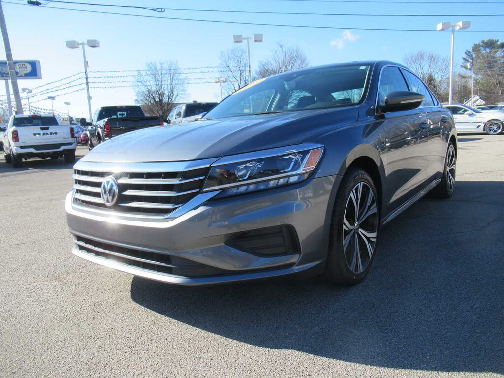 2021 Volkswagen Passat 2.0T SE FWD