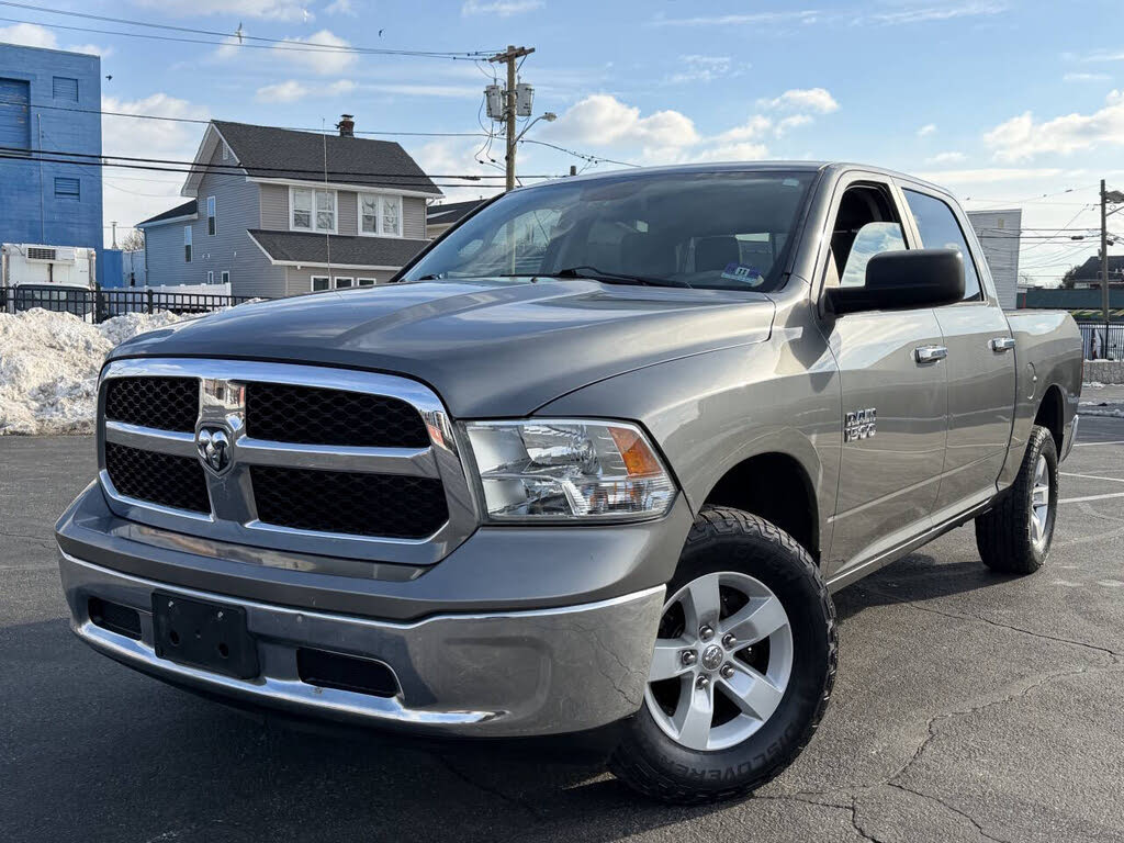 2013 RAM 1500 SLT Crew Cab 4WD